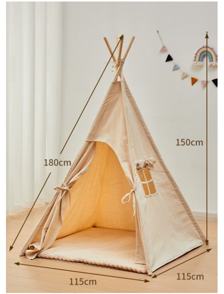 Tipi A enfant avec tapis avec guirlandes